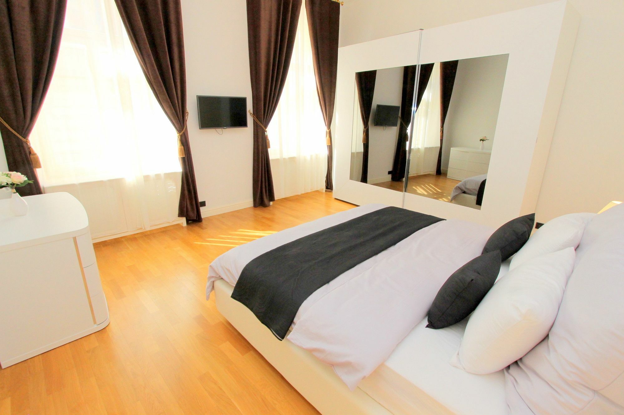 Luxury Krocinova Apartment
